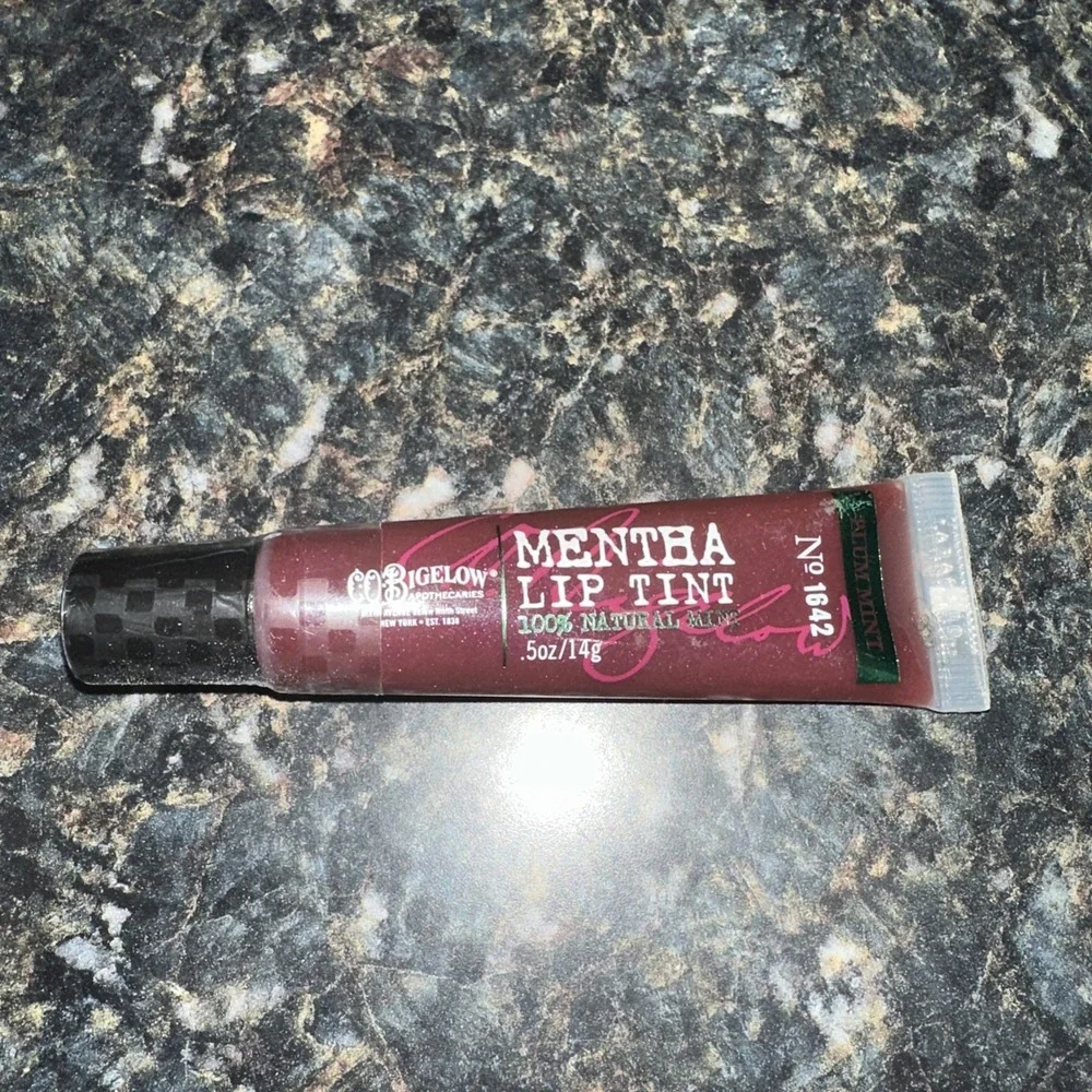 NEW 1 CO BIGELOW WOMEN MENTHA LIP TINT # 1642 PLUM MINT 100% NATURAL MINT 0.5 OZ